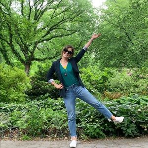 Meet your Posher, Yana